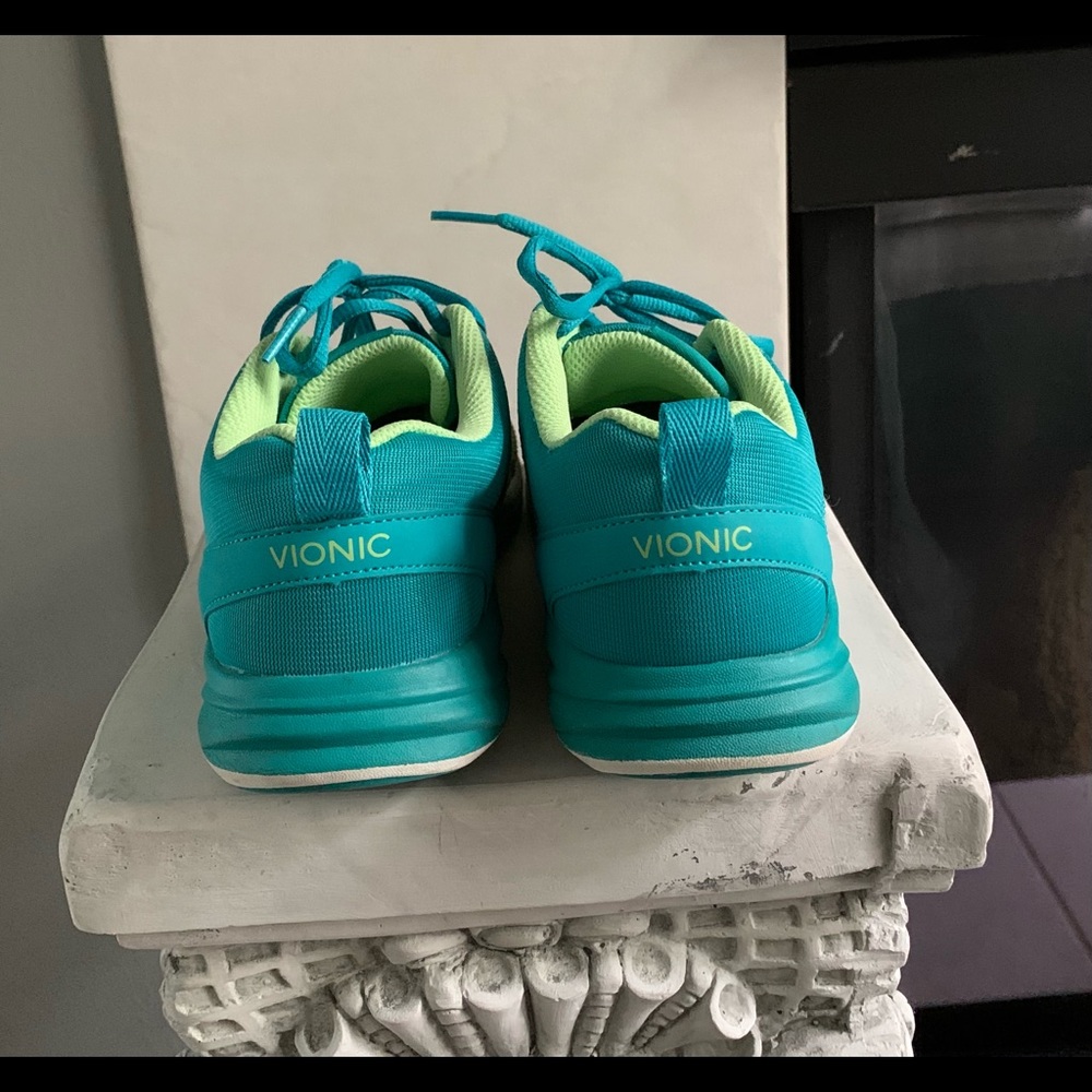Like New!!women’s Vionic running shoes.Sz.8. - Picture 5 of 6